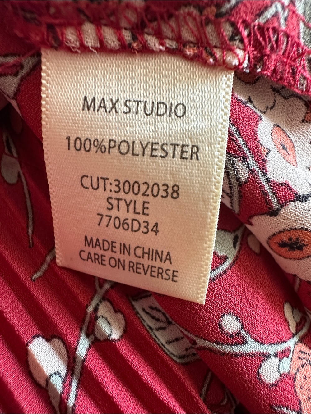 Max Studio Red Floral Smocked Off-the-Shoulder Blouse - Picture 6 of 6